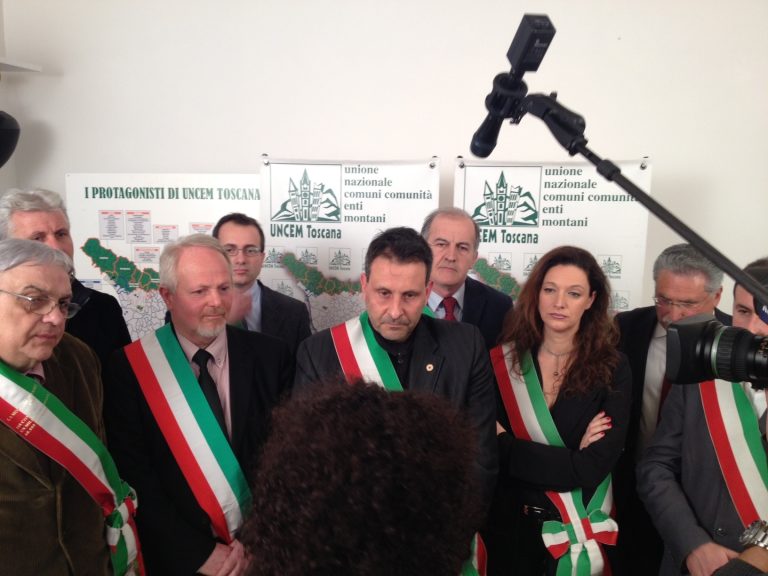 Sindaci in coro dalla Toscana: no alla Tares, rivediamo il Patto di stabilità
