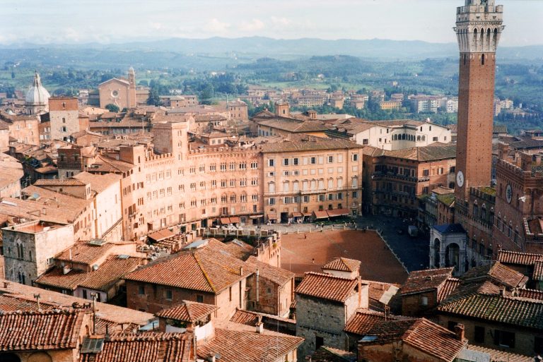 EVENTI “ Canti popolari e poesia estemporanea, a Siena un confronto fra pistoiesi e maremmani