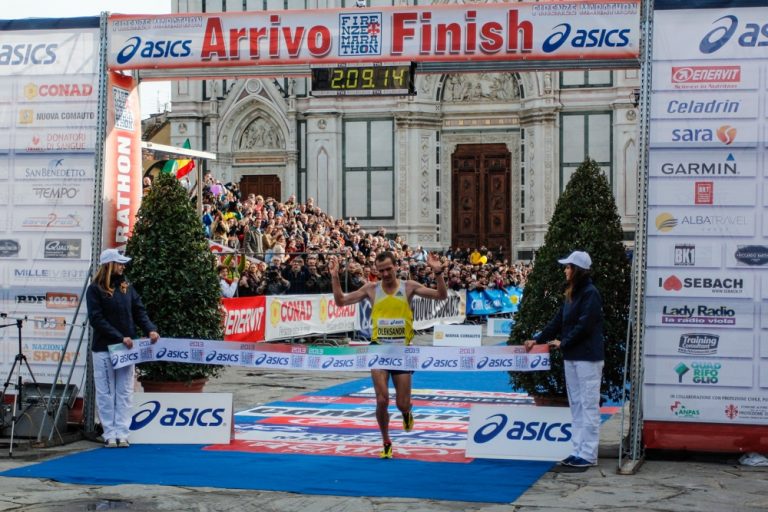 FIRENZE MARATHON 2013 – Vince l’Ucraino Sitkoskiy, tra le donne successo per l’Etiope Abeba Tekulu Gebremeskel