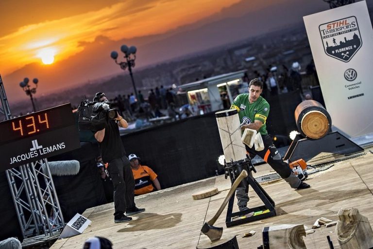 STIHL TIMBERSPORTS® Champions Trophy 2015, vince Delosa taglia 4 tronchi in 57,59 secondi