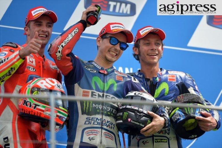 MOTOGP – Al Mugello vince Lorenzo, secondo Iannone e terzo Rossi. FOTO