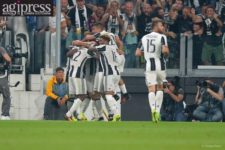 SERIE A: Juventus-Fiorentina 2-1, Higuain entra e segna subito il gol decisivo – IMMAGINI