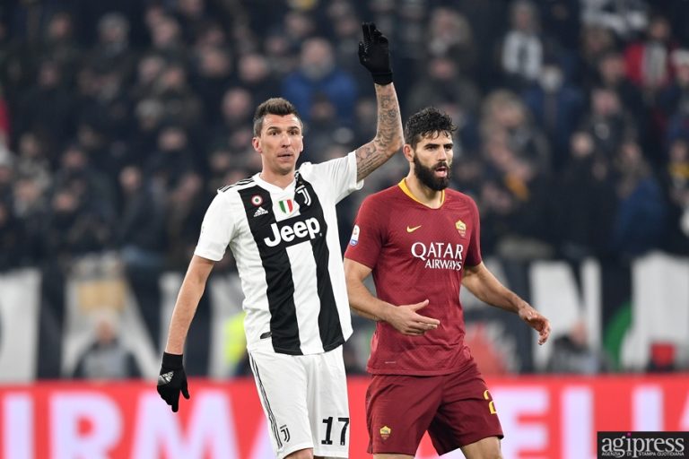 SERIE A – Juventus campione d’inverno, 1-0 alla Roma con gol del solito Mandzukic. IMMAGINI