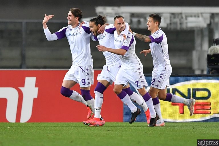 Fiorentina, tre punti preziosi contro il Verona. Galleria Immagini