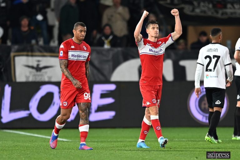 Spezia-Fiorentina 1-2, la squadra viola resta in zona Europa