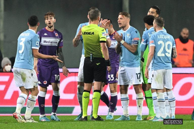 Fiorentina-Lazio 0-3, scivolone viola nel dopo Vlahovic