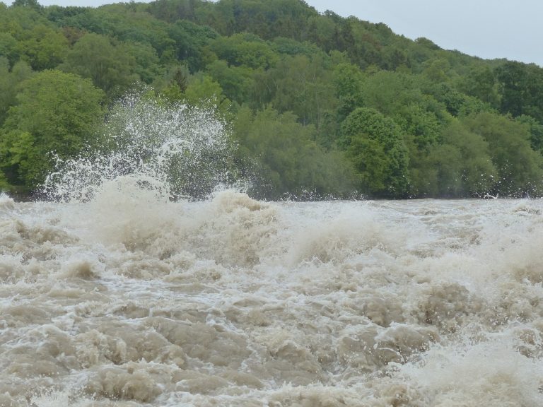 Gli italiani temono di essere colpiti da alluvione