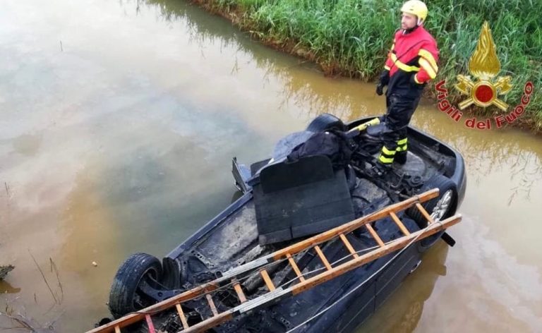 Due donne finiscono in un canale e muoiono annegate