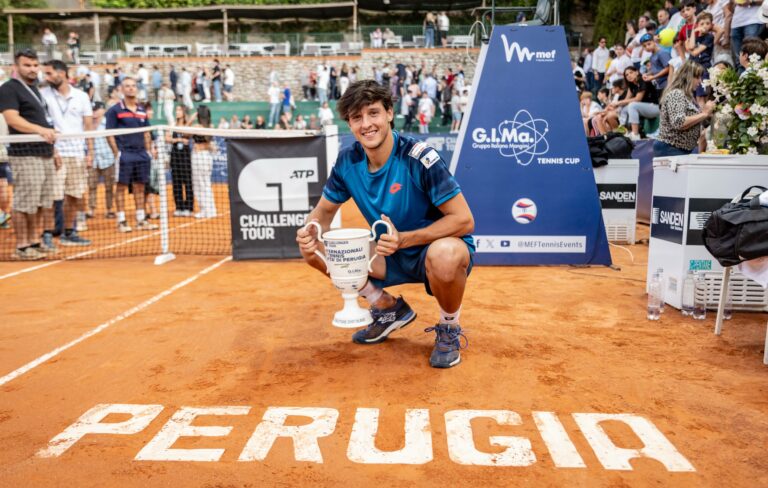 Tennis, l’azzurro Darderi si aggiudica gli Internazionali di Perugia