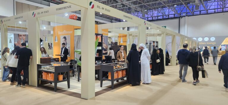 Emirati Arabi, Made in Italy alla fiera della gioielleria