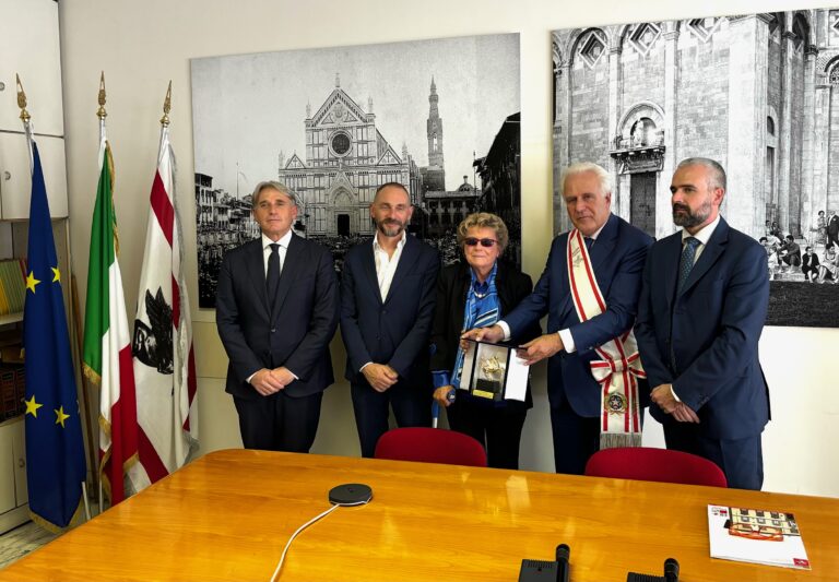 Dacia Maraini, la Voce della Cultura toscana premiata col Pegaso d’oro dal Presidente Giani