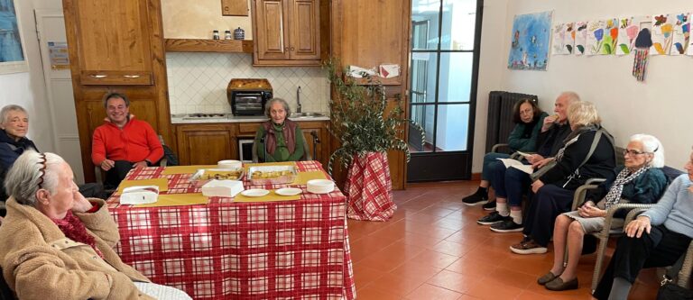 Festa della fettunta per nonna Margherita: 103 anni