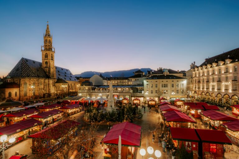 A Bolzano torna il mercatino natalizio più antico d’Italia