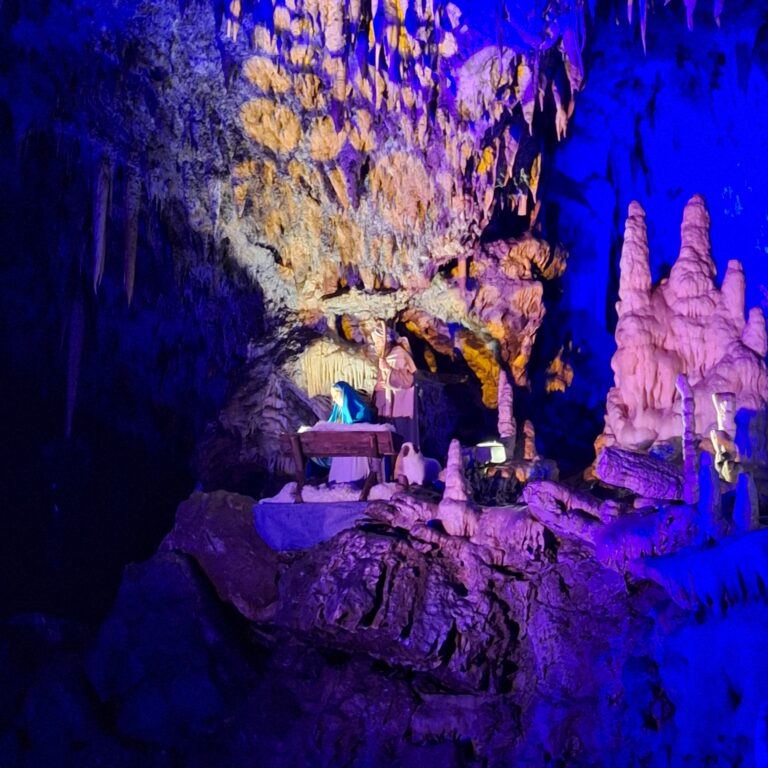 il Presepe vivente nelle Grotte di Postumia