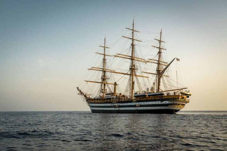 Meloni visiterà la Nave Amerigo Vespucci a Gedda