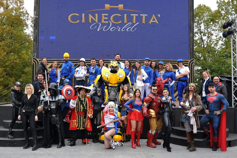 Carnevale a Cinecittà World: la festa in maschera è per tutti