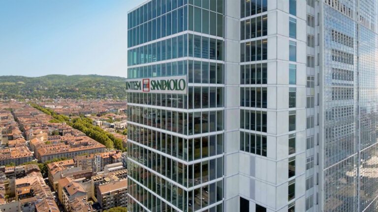 Intesa Sanpaolo: nel 2024 utile netto di 8,6 miliardi