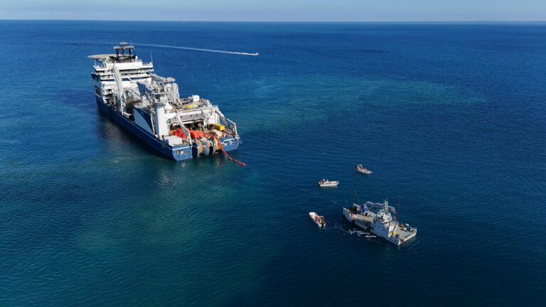 TERNA, AVVIATA IN SICILIA LA POSA DEL CAVO SOTTOMARINO