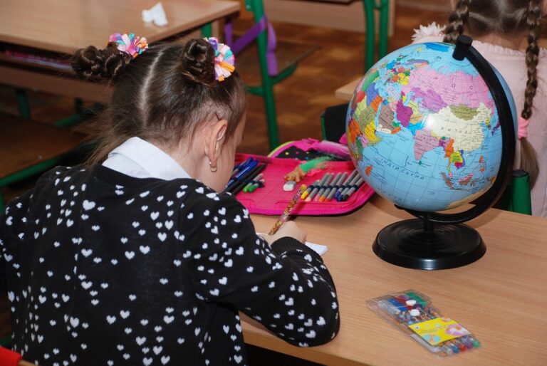 ancora 130 milioni i bambini fuori dalla scuola in 22 Paesi