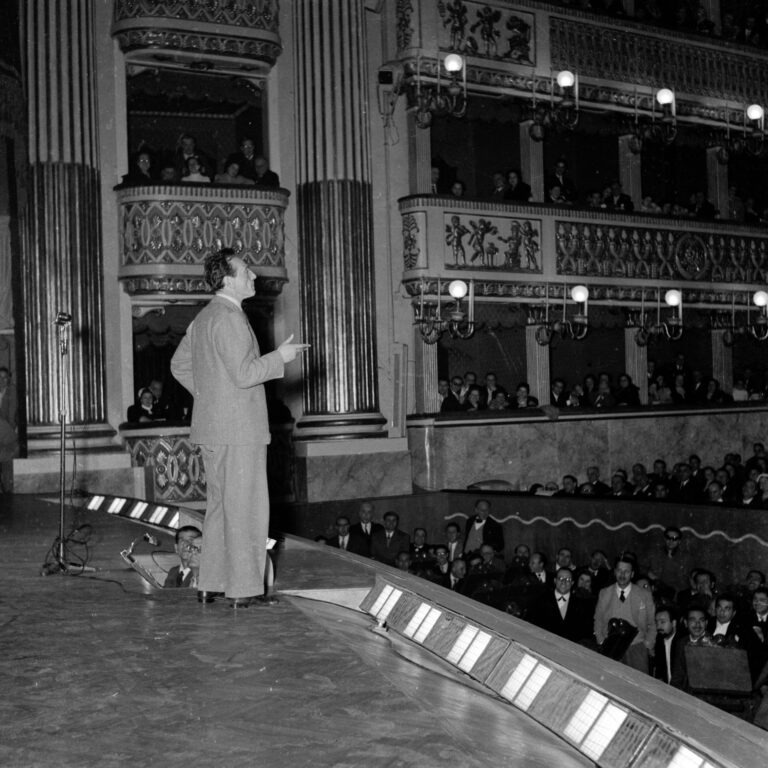 Al Teatro di San Carlo Torna ‘Napoli Milionaria!’